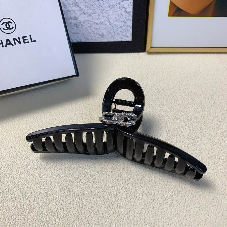 Chanel Hair Grab Clip  (6)